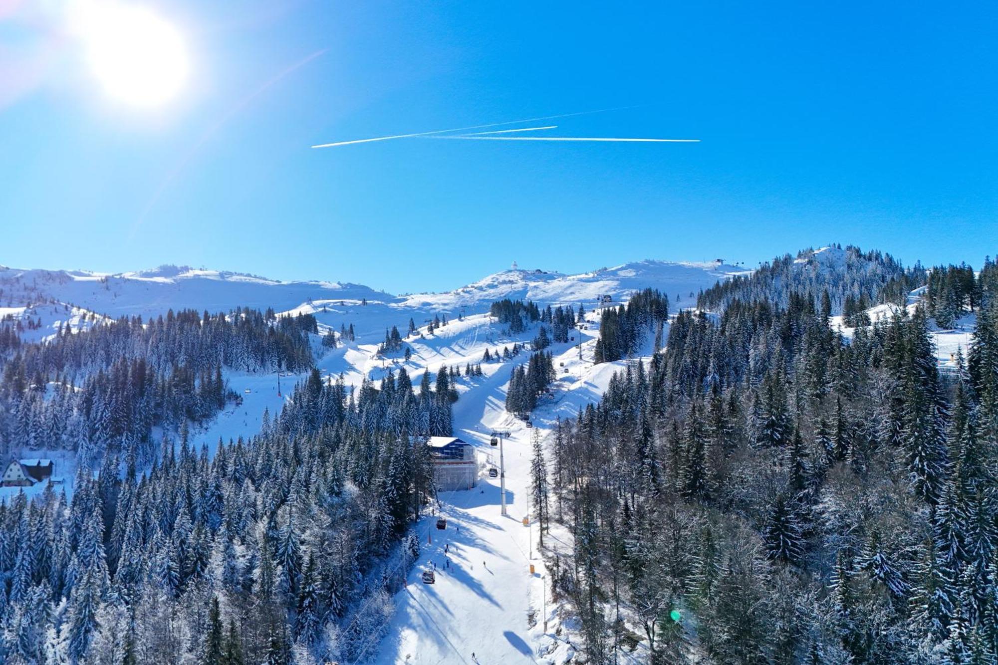 Hotel Rajska Dolina Jahorina Exteriör bild