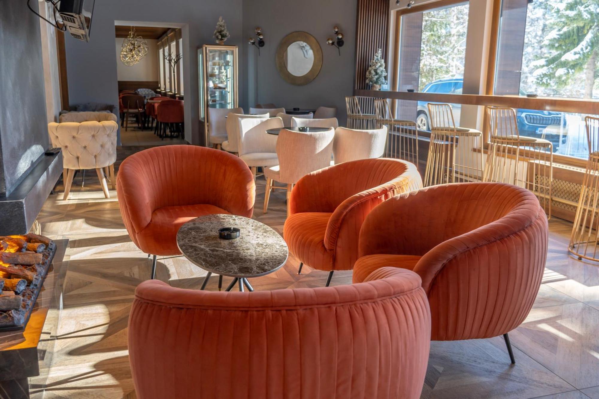 Hotel Rajska Dolina Jahorina Exteriör bild